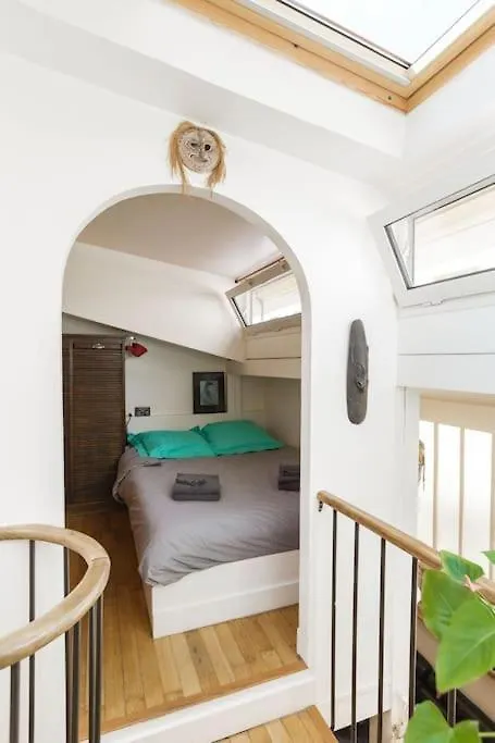 Apartment Peace And Greenery, Heart Of Paris France
